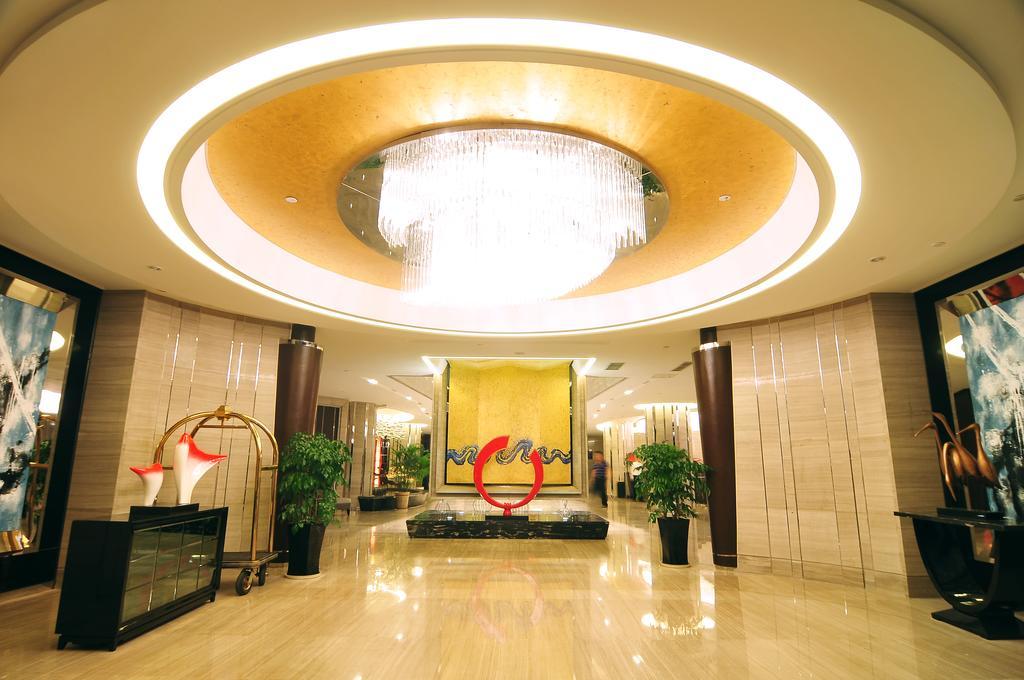 Xichang Minshan Hotel מראה חיצוני תמונה