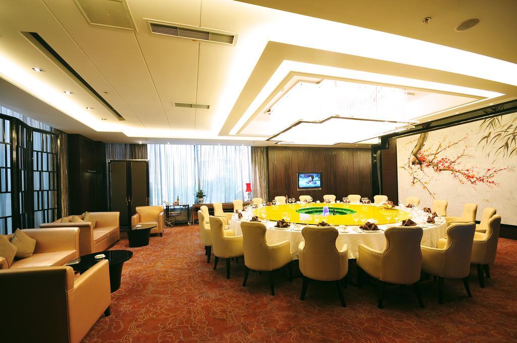 Xichang Minshan Hotel מראה חיצוני תמונה